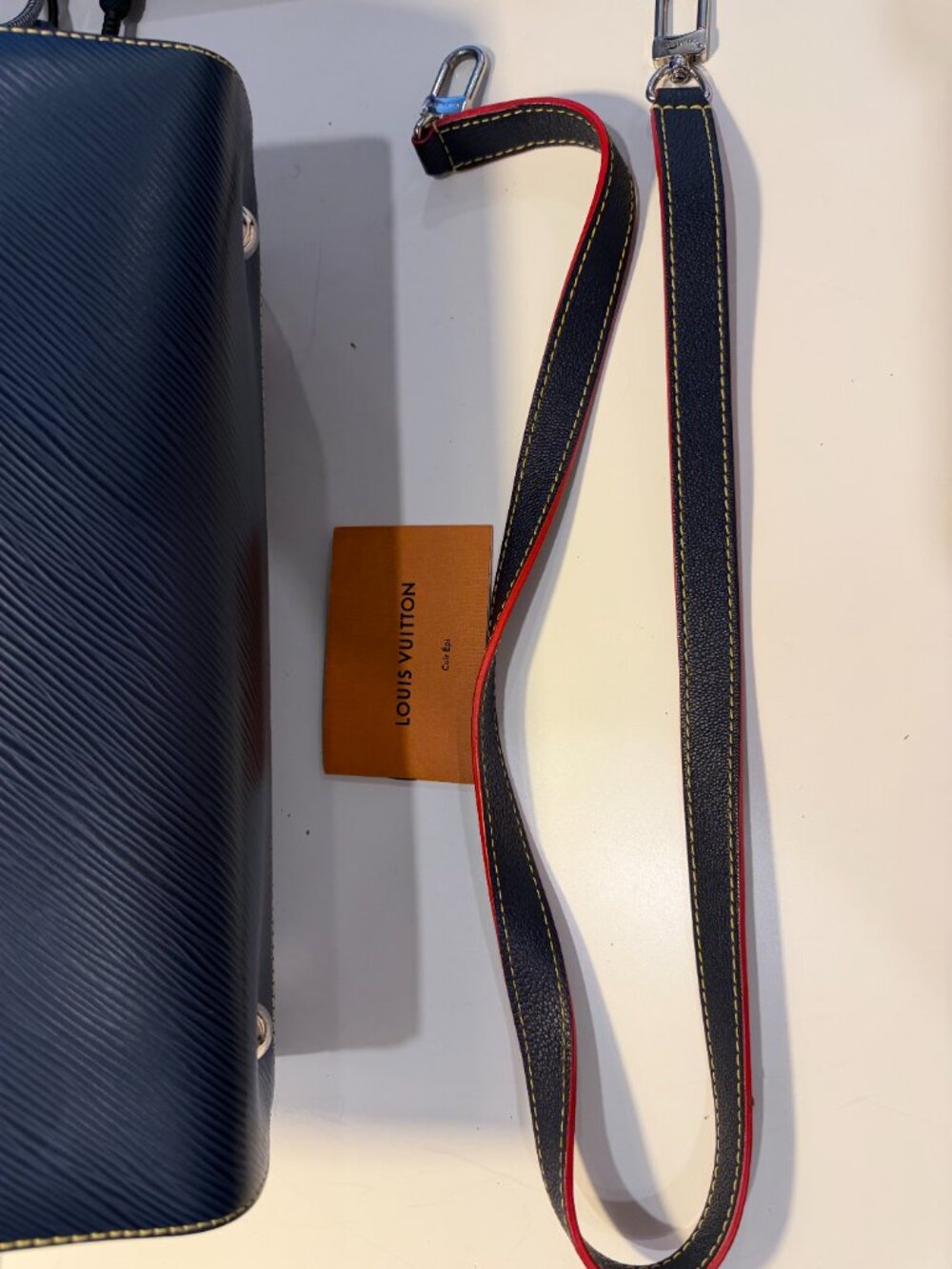 Louis Vuitton EPI Twist - Navy Blue and Red - Picture 11 of 11